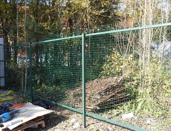 Дачный забор из сварной сетки